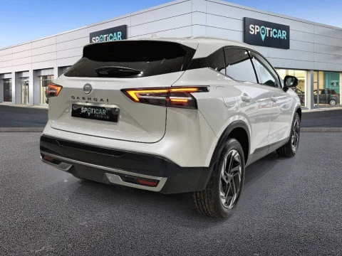 Nissan Qashqai DIG-T 103kW N-Connecta