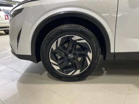 Nissan Qashqai DIG-T 103kW N-Connecta