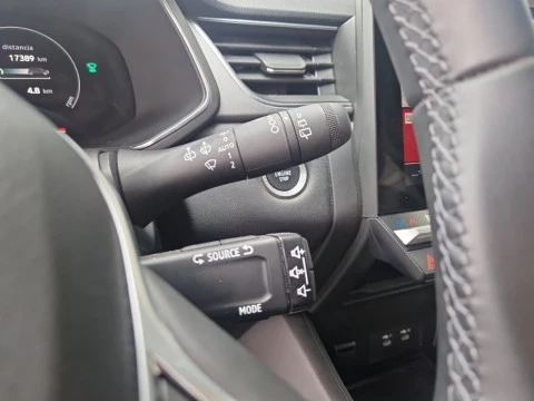 Renault Captur techno Eco-G 100cv (74 kW)