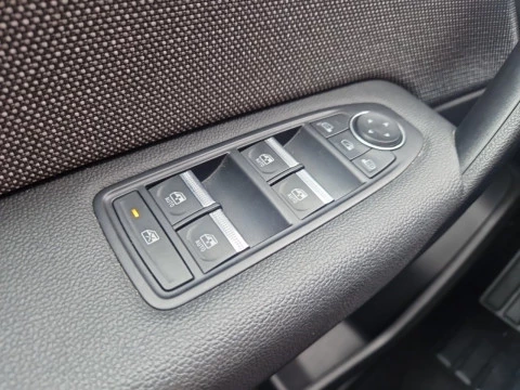 Renault Captur techno Eco-G 100cv (74 kW)