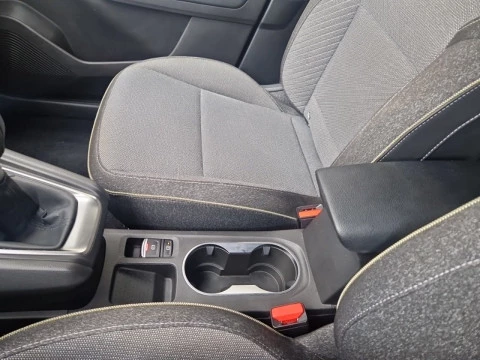 Renault Captur techno Eco-G 100cv (74 kW)