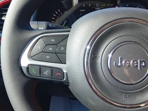 Jeep Renegade 4xe Trailhawk 1.3 PHEV 240hp AT EAWD