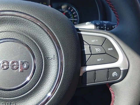 Jeep Renegade 4xe Trailhawk 1.3 PHEV 240hp AT EAWD