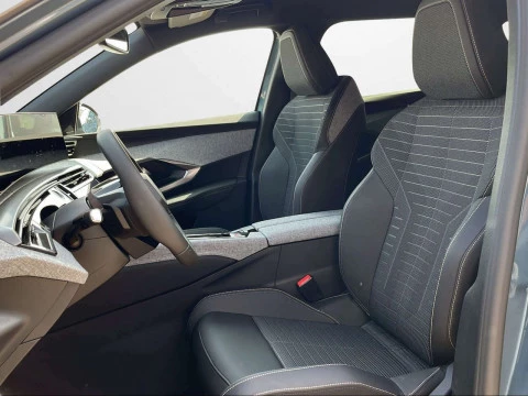 Peugeot 5008 Hybrid 1.2 107KW Allure eDCS6