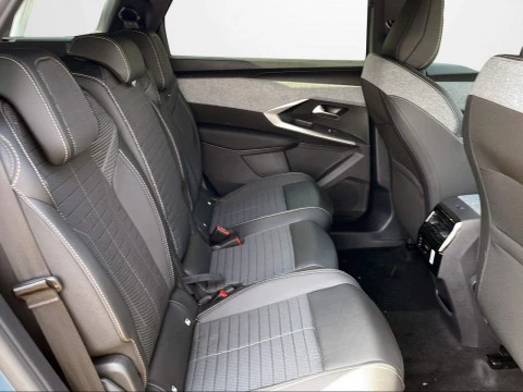 Peugeot 5008 Hybrid 1.2 107KW Allure eDCS6