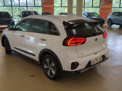 Kia Niro 1.6 GDi HEV 104kW (141CV) Drive