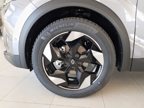 Renault Captur   TCe Techno 67kW