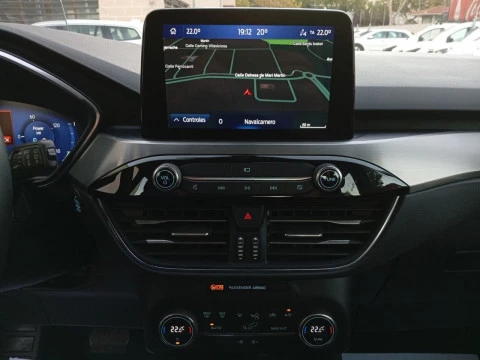 Ford Kuga Titanium 2.5 Duratec FHEV 140kW Auto