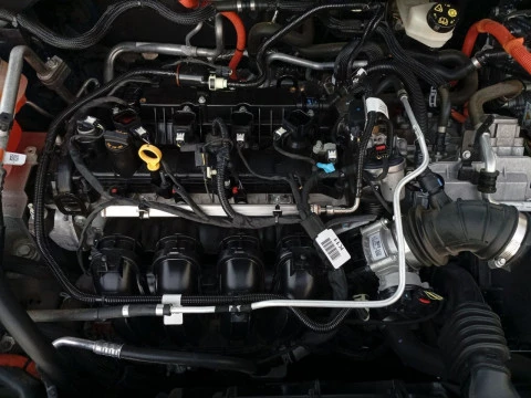 Ford Kuga Titanium 2.5 Duratec FHEV 140kW Auto