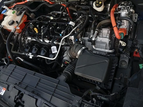 Ford Kuga Titanium 2.5 Duratec FHEV 140kW Auto