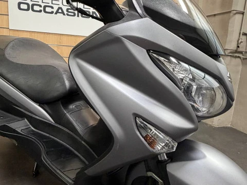 Suzuki Bugman 200 GRIS