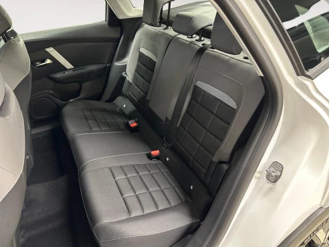 Citroën C4 X Hybrid 145 ë-DCS6 Business Edition