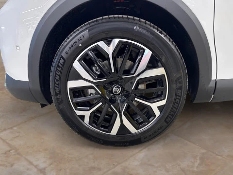 Citroën C4 X Hybrid 145 ë-DCS6 Business Edition