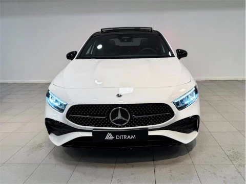 Mercedes-Benz Clase A 250 e con tecnología híbrida EQ Sedán