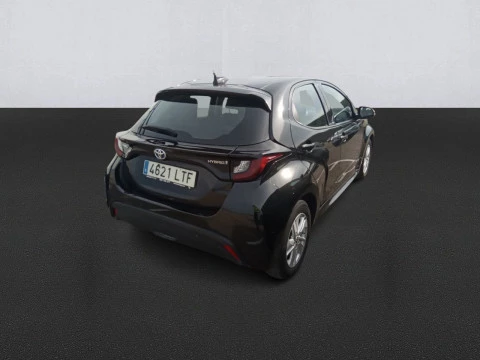Toyota Yaris 1.5 120H Business Plus