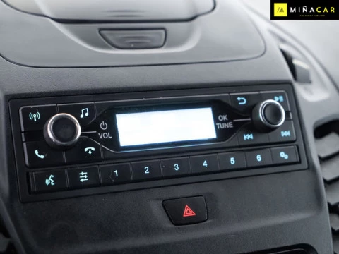 Ford Transit Connect Furgon 1.5 TDCi Trend 240 L2 74 kW (100 CV)