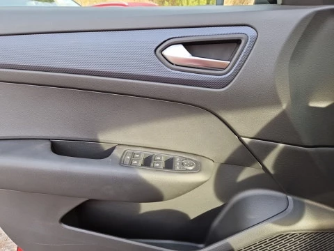 Renault Arkana Evolution E-TECH full hybrid 105kW(145CV