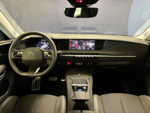 DS 4 E-TENSE 225 PERFORMANCE LINE +