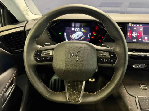 DS 4 E-TENSE 225 PERFORMANCE LINE +