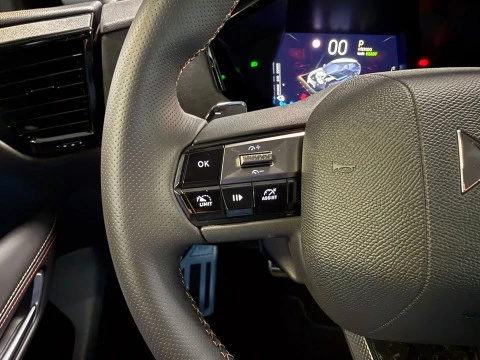 DS 4 E-TENSE 225 PERFORMANCE LINE +