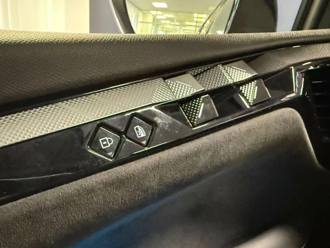 DS 4 E-TENSE 225 PERFORMANCE LINE +