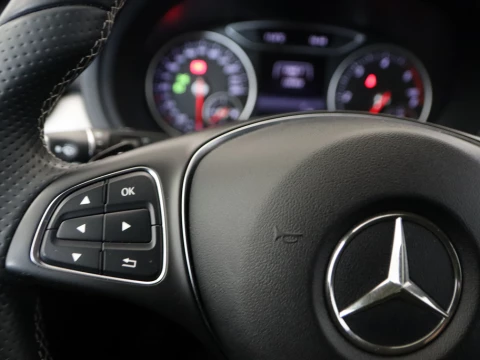 Mercedes-Benz B-CLASS CLASE B 200 CDI SPORT AMG 5P