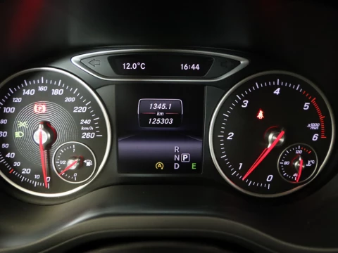 Mercedes-Benz B-CLASS CLASE B 200 CDI SPORT AMG 5P