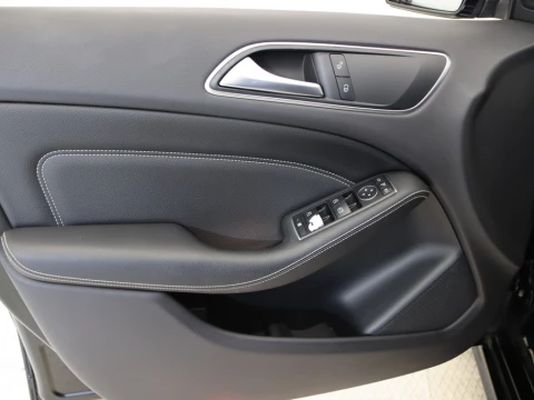 Mercedes-Benz B-CLASS CLASE B 200 CDI SPORT AMG 5P