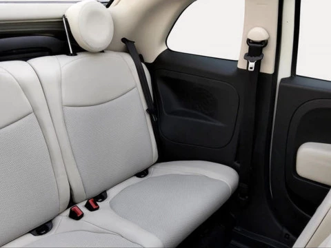 Fiat 500 1.0 Hybrid Dolcevita 51 kW (70 CV)