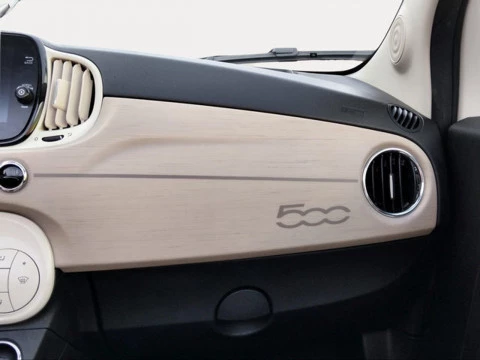 Fiat 500 1.0 Hybrid Dolcevita 51 kW (70 CV)