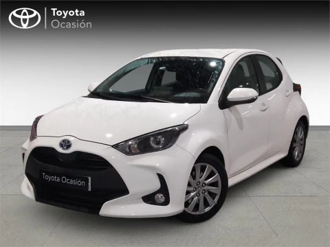 Toyota Yaris 5 Puertas Active Tech 120H Automático (e-CVT)