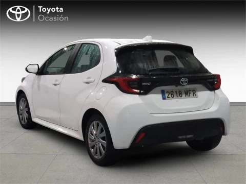 Toyota Yaris 5 Puertas Active Tech 120H Automático (e-CVT)