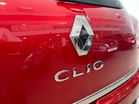 Renault Clio Limited TCe 66kW (90CV) -18
