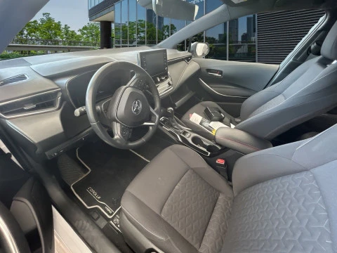 Toyota Corolla 1.8 125H ACTIVE TECH E-CVT