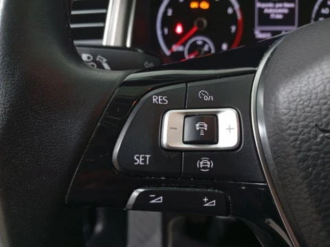 Volkswagen T-Roc Advance R-Line 1.0 TSI 81 kW (110 CV)