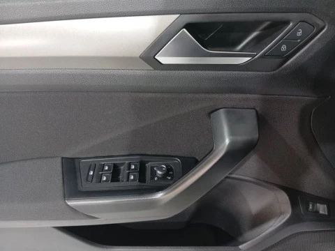 Volkswagen T-Roc Advance R-Line 1.0 TSI 81 kW (110 CV)