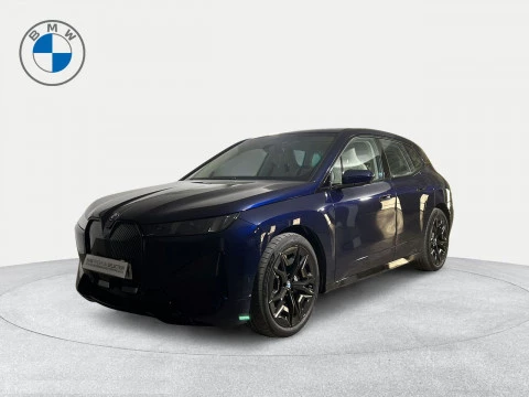 BMW iX xDrive45 BMW iX xDrive45