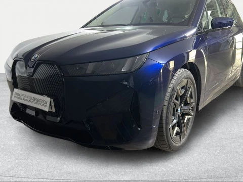 BMW iX xDrive45