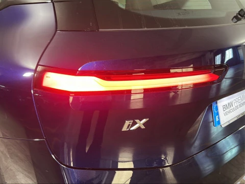 BMW iX xDrive45