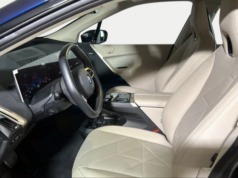 BMW iX xDrive45