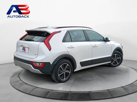 Kia Niro 1.6 GDi HEV 104kW (141CV) Concept