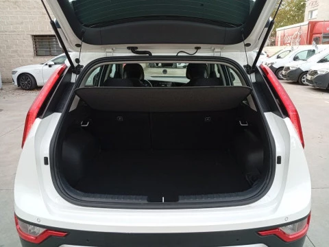 Kia Niro 1.6 GDi HEV 104kW (141CV) Concept