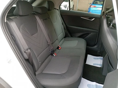 Kia Niro 1.6 GDi HEV 104kW (141CV) Concept