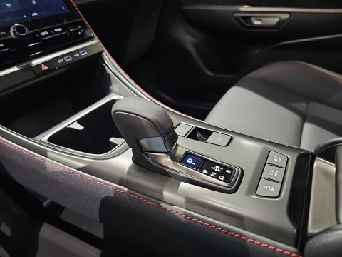 Lexus LBX 1.5 136cv HEV Emotion+