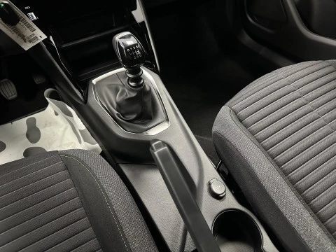 Peugeot 2008 Active Puretech 100 S&S 6 Vel. MAN