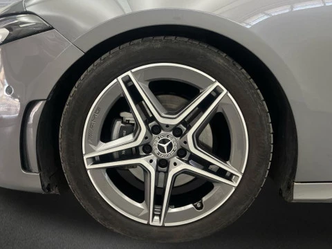 Mercedes-Benz Clase A 180 d AMG Line (EURO 6d)