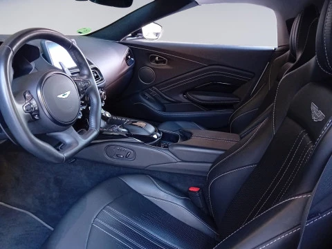 Aston Martin Vantage 4.0 V8