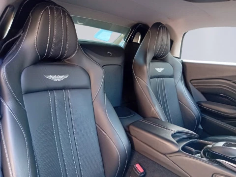 Aston Martin Vantage 4.0 V8