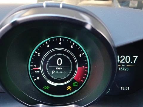 Aston Martin Vantage 4.0 V8