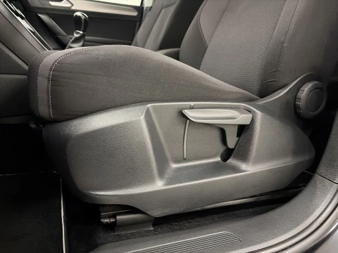 Volkswagen Touran 1.6 TDI Business AND Navi CR BMT 81 kW (110 CV)